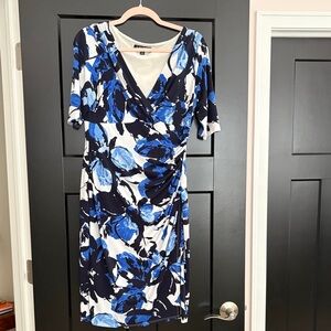Ralph Lauren Blue Floral Faux Wrap-Style Women's Dress. 5% elastin. Size 10
.